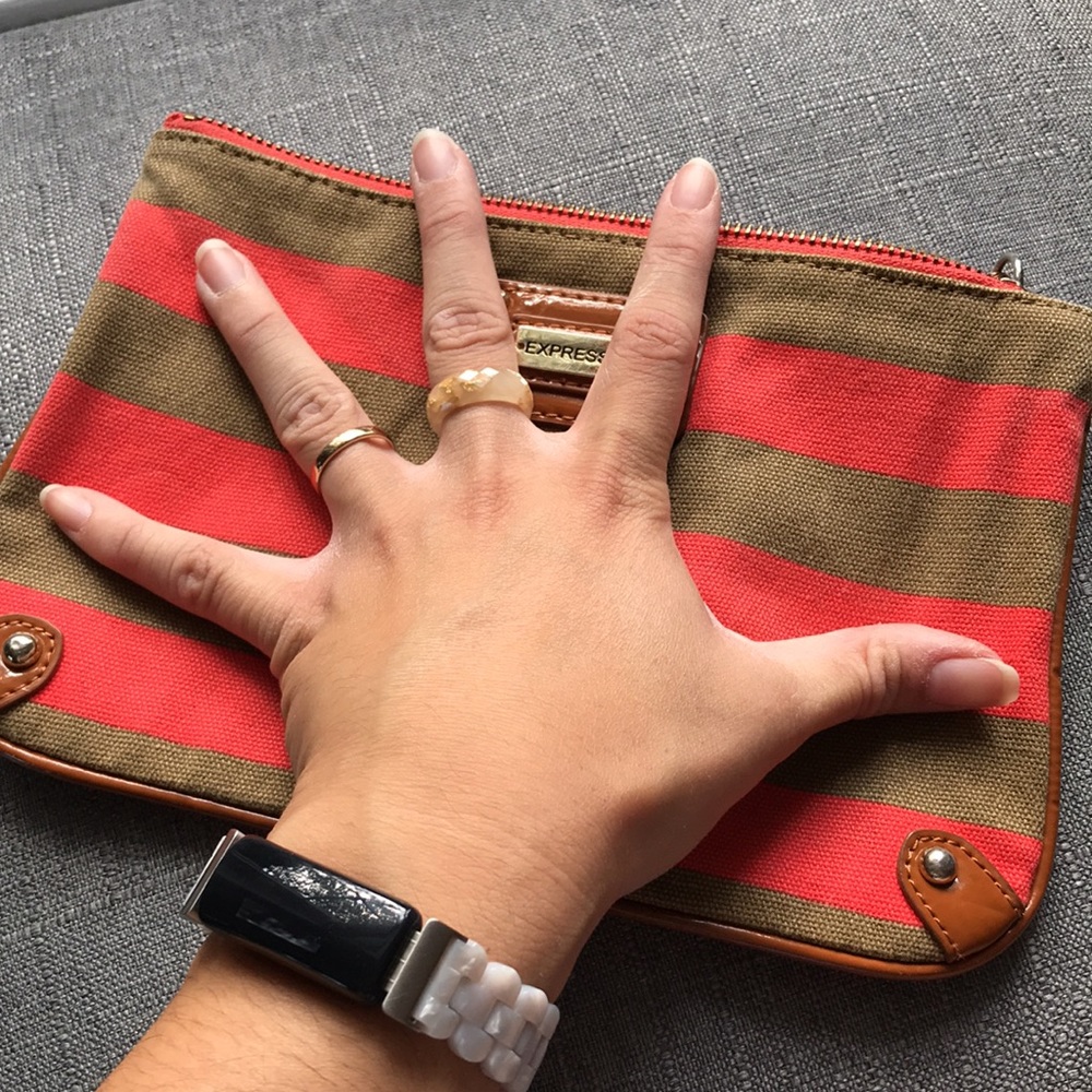 Purse - Picture 4 of 4